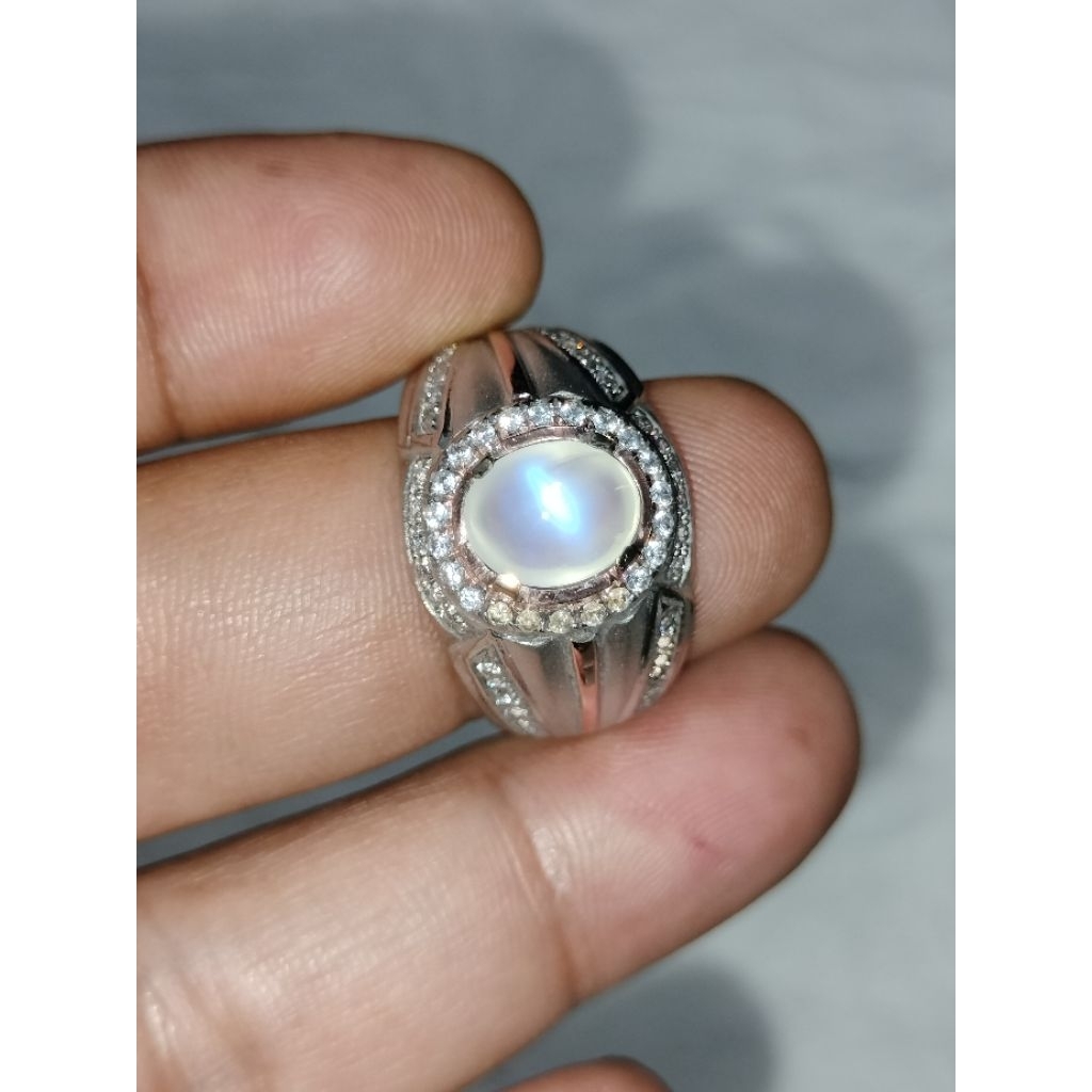 Natural moonstone srilanka