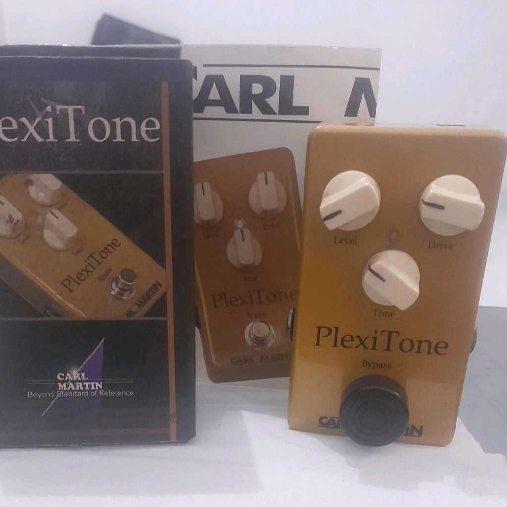 Carl Martin Plexitone single