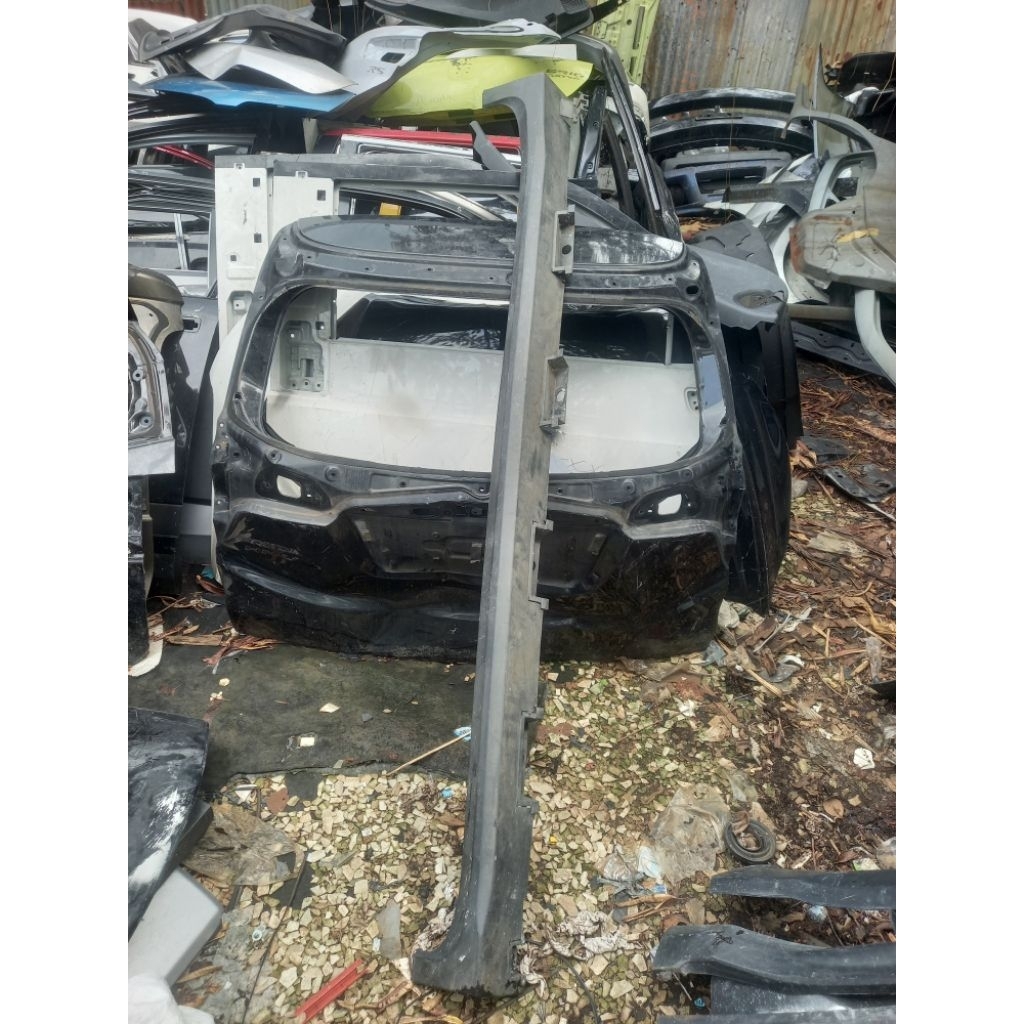 trisplang toyota inova ribon