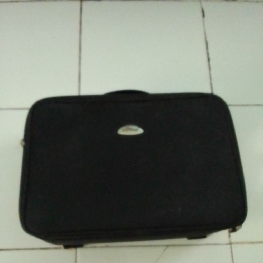 TasMakeUpArtis