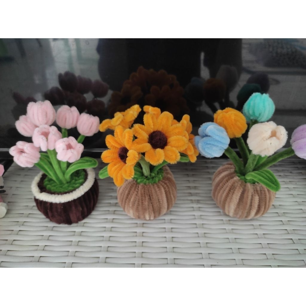 Bunga kawat bulu/bunga hias kawat bulu/bunga katbul/bunga kawat bulu murah/bunga hias meja tv/bunga 