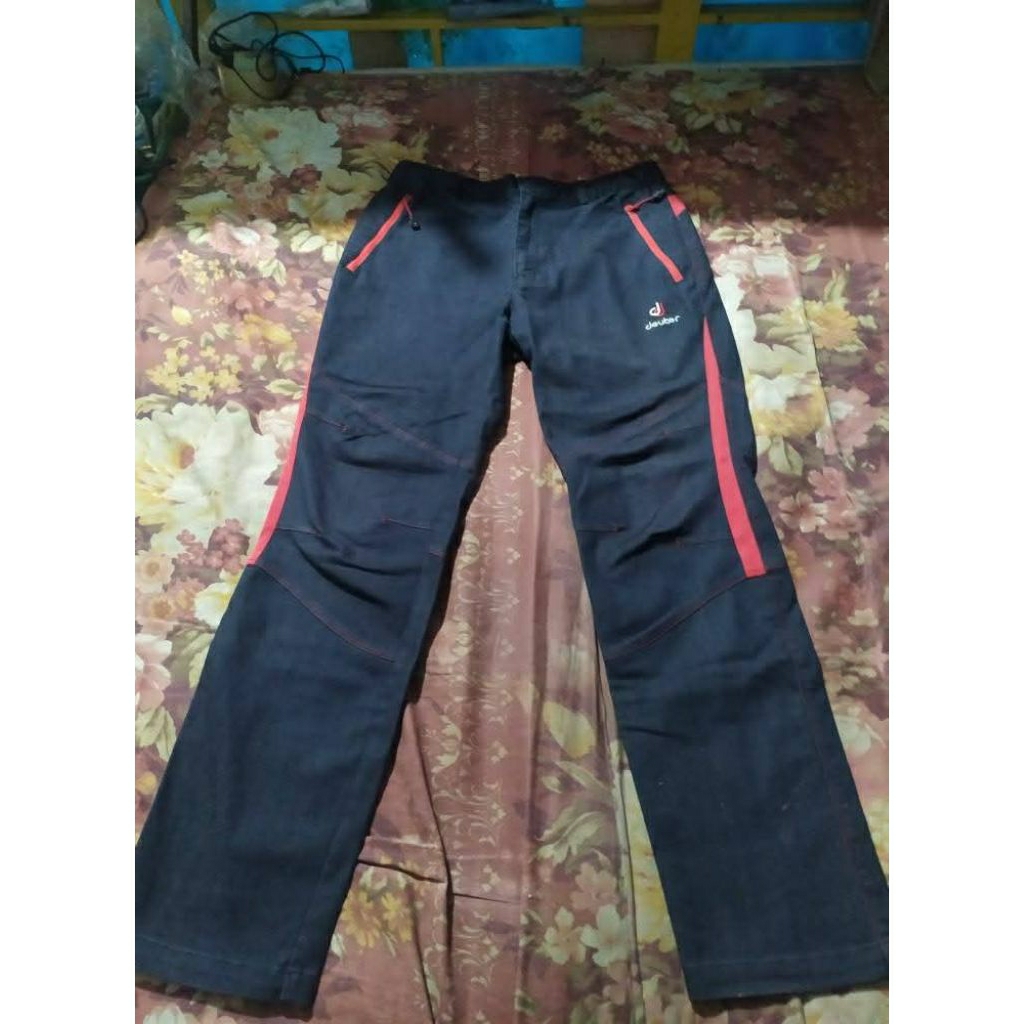 Celana Outdoor Deuter