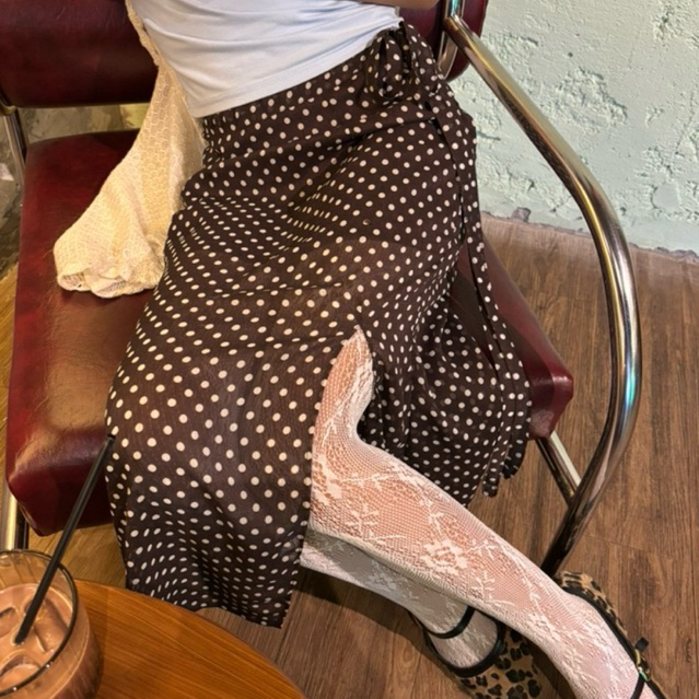 (READY BY 4 MAY) polkadot cute summer skirt || slit skirt || rok polka lucu || mini skirt