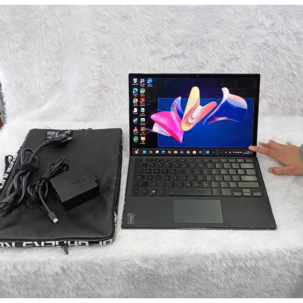 ASUS ROG FLOW Z13 GZ301Z I735A6TO TOUCH RTX3050 4GB/ I7 12700H 16GB 512SSD W11+OHS 13.4FHD 120HZ 2IN