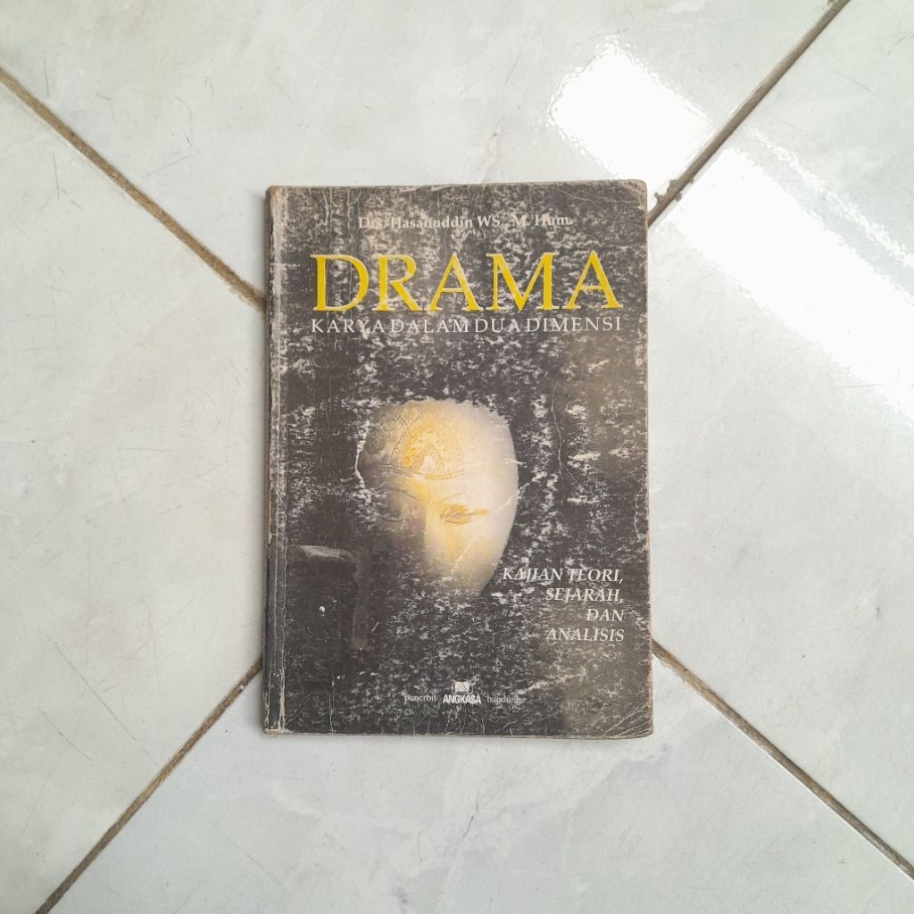 Buku Drama(Karya dalam Dua Dimensi)