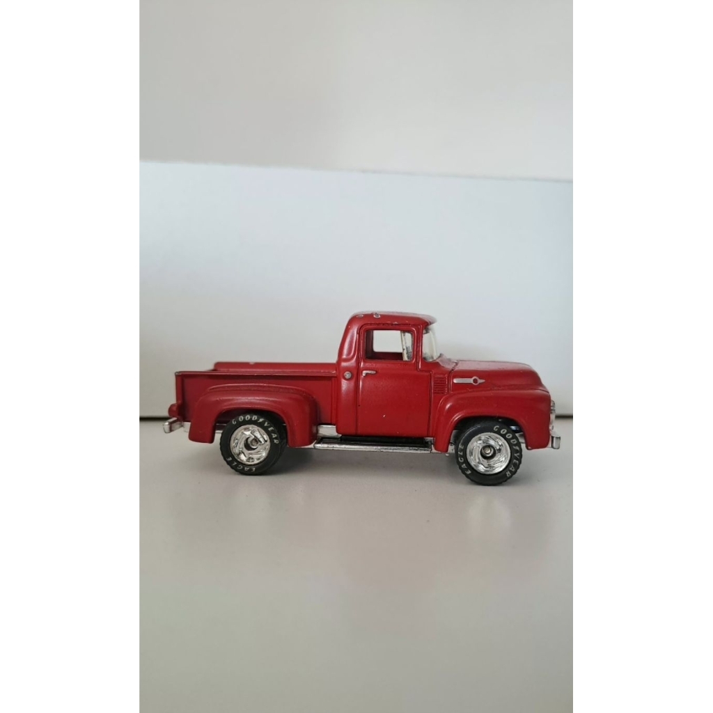 Matchbox Classic Motoring 1956 ''56 Ford F100 Pickup Limited Edition | Loose