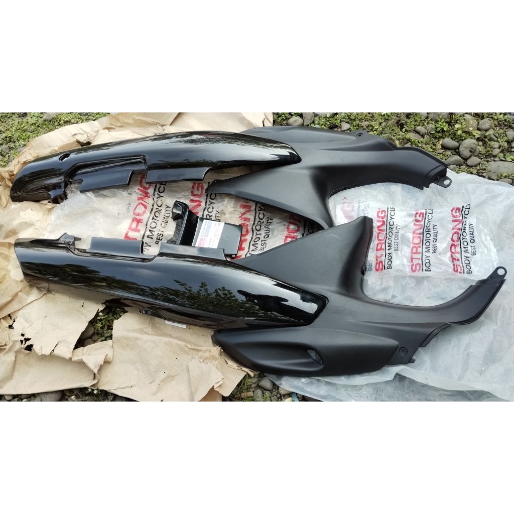 cover body belakang cover body body belakang cover side body belakang set bodi Suzuki Tornado tornad