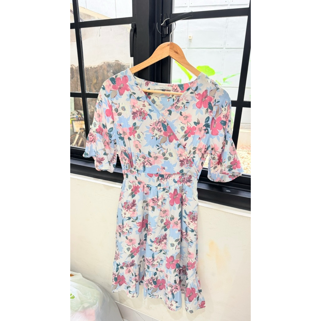 Valino Dress Baju Wanita Floral Bunga Pantai Party
