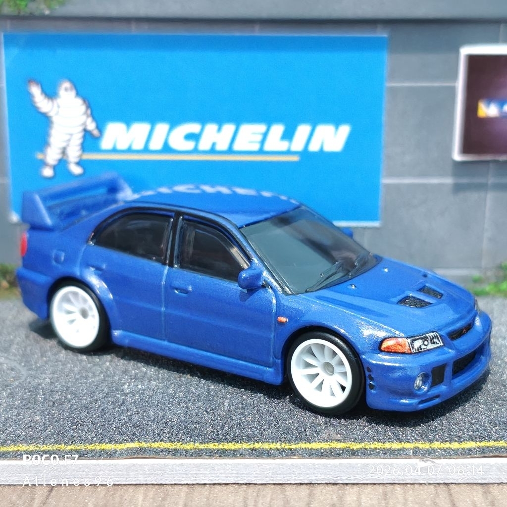 Hot Wheels Premium Modern Classic Mitsubishi Lancer Evo IV