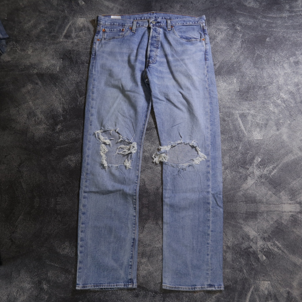 CELANA PANJANG LEWIS 501 RIPPED JEANS DENIM PANTS CJ55 SIZE 33
