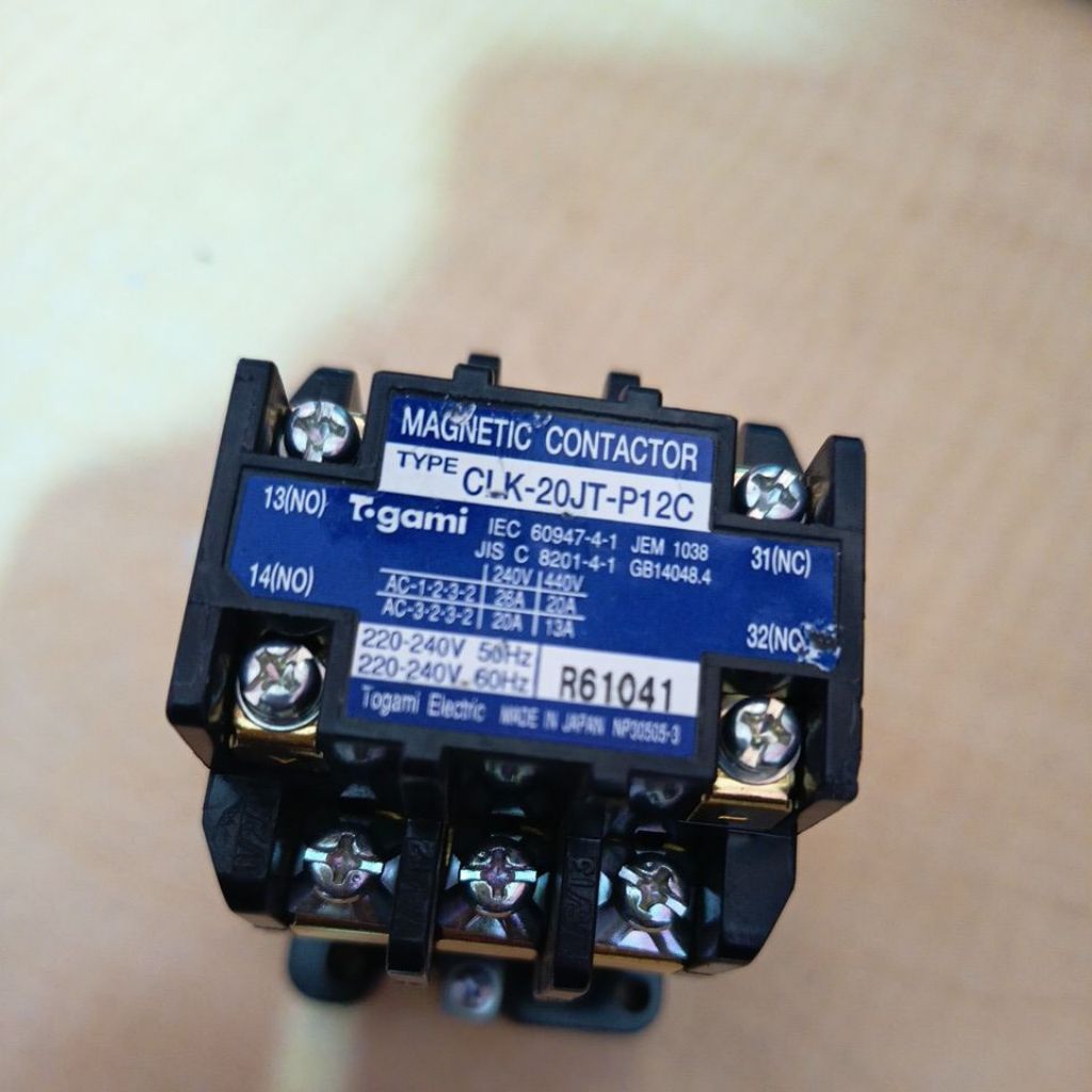 MAGNETIK CONTACTOR CLK -20J-P6 TOGAMI