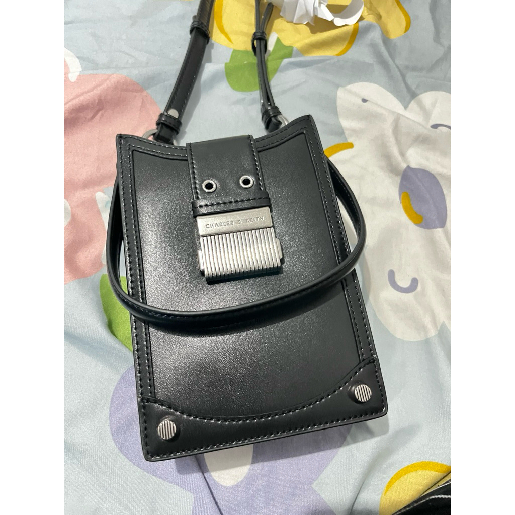 tas hp cnk hitam