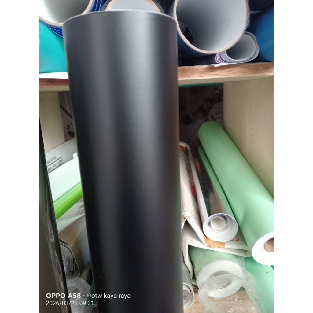 skotlet motor dan skotlet mobil, stiker motor hitam doff hitam glosi