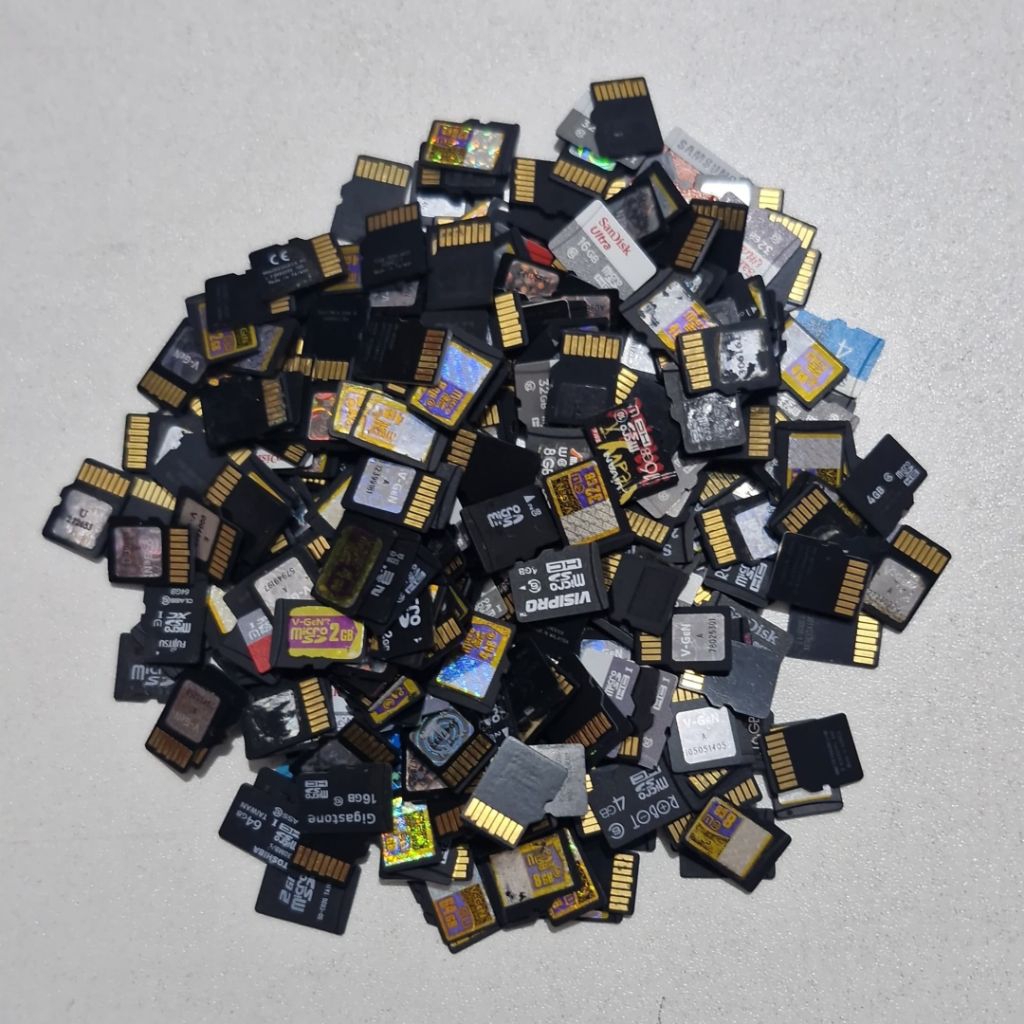 MEMORY CARD BEKAS (RANDOM) 1GB/2GB/4GB/8GB/16GB/32GB/64GB