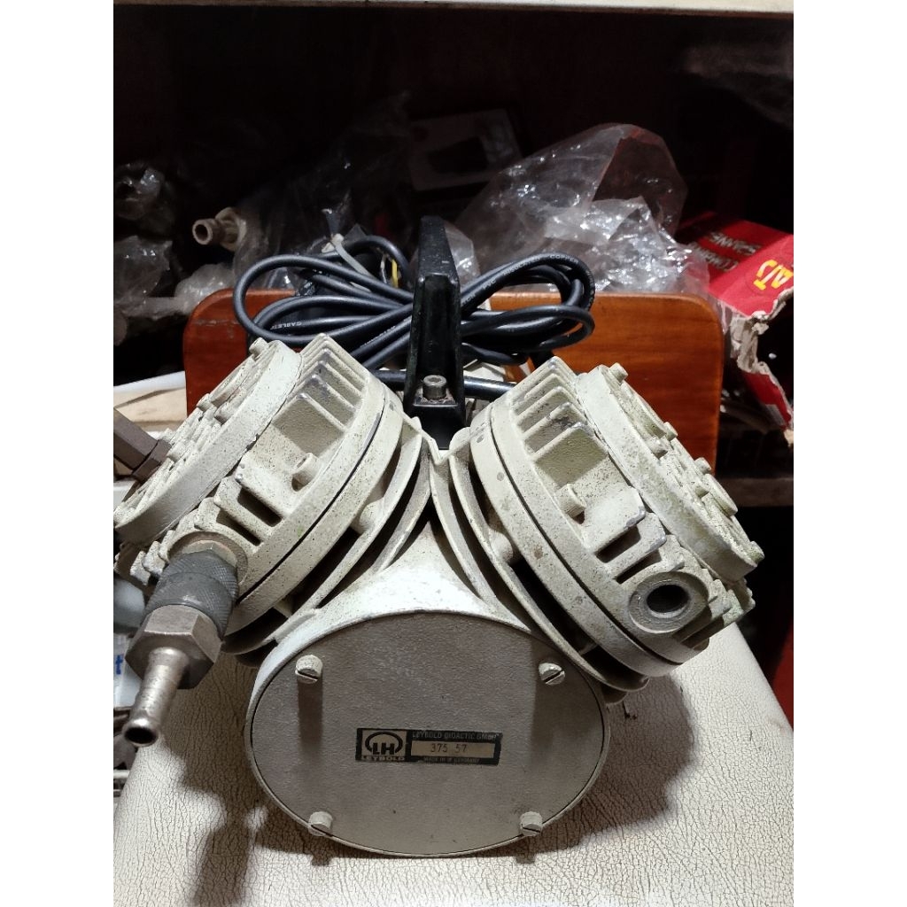 mesin kompresor silent leybold 1 HP tanpa tabung