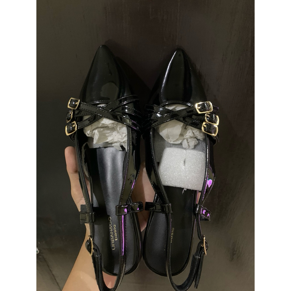 flat shoes urban & co