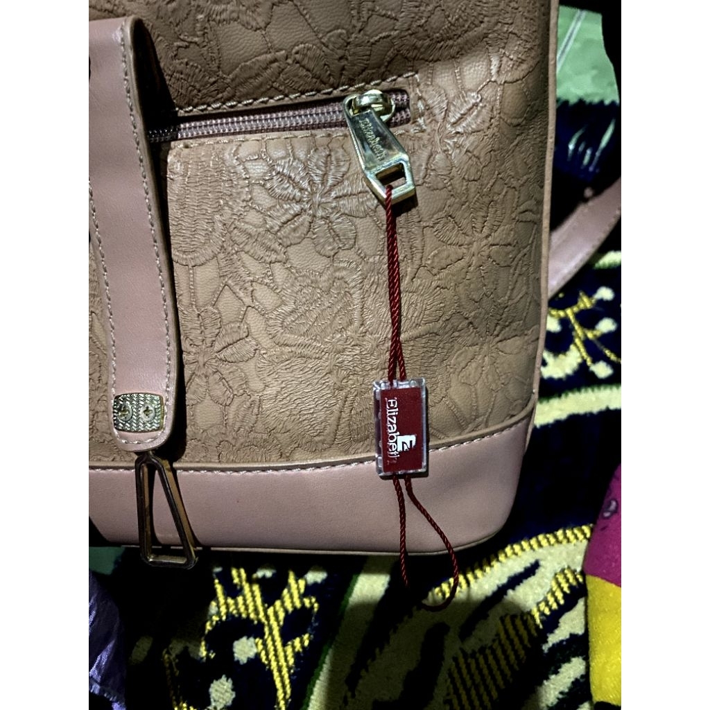 tas elizabeth slempang peach preloved