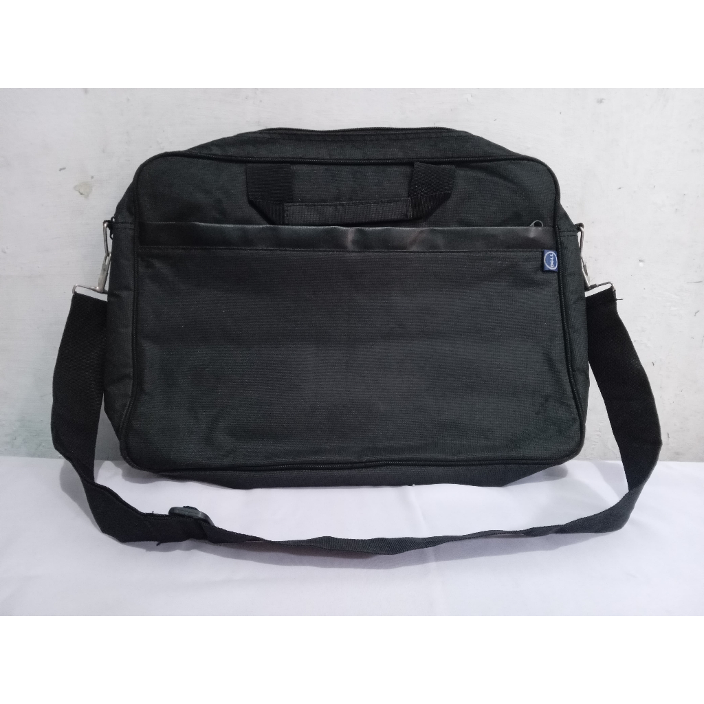 Tas Laptop Seken Layak Pakai