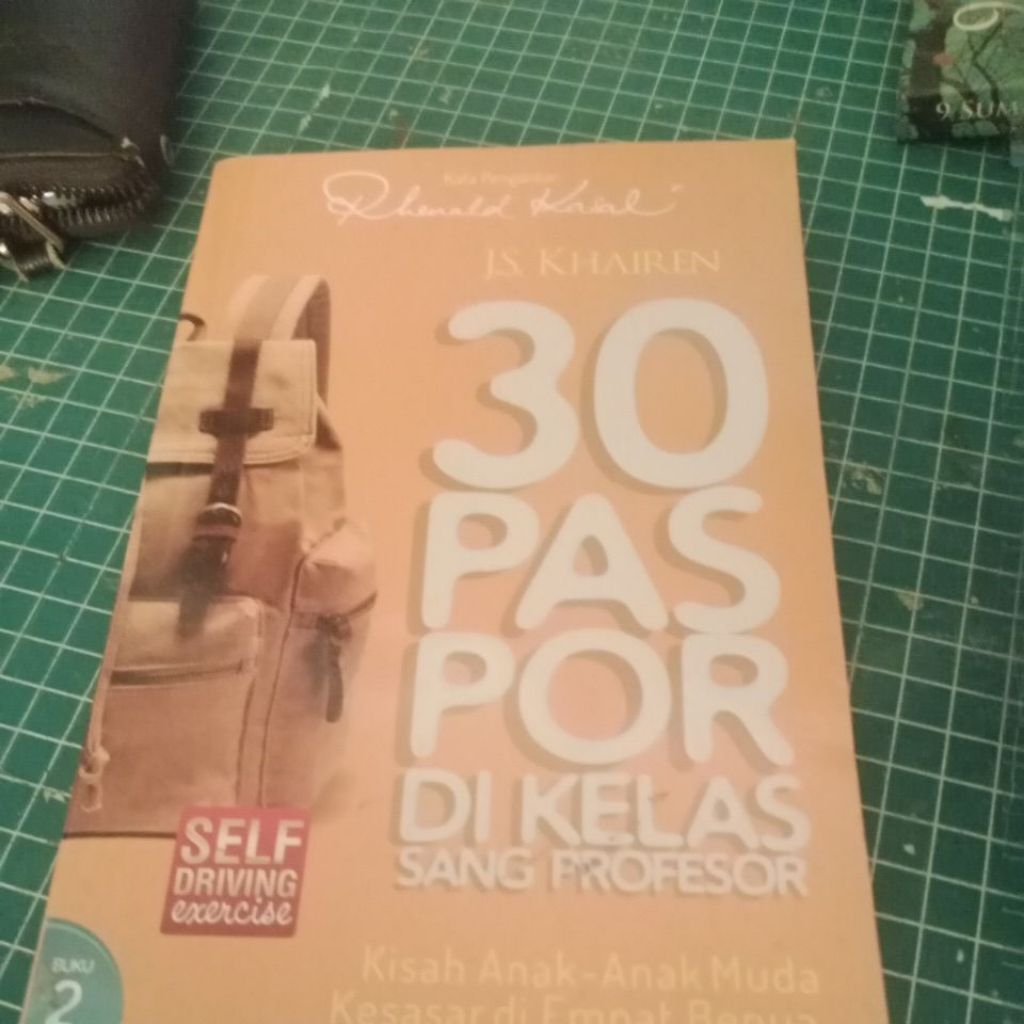 30 Paspor Di Kelas Sang Profesor Buku 2 JS. Khairen