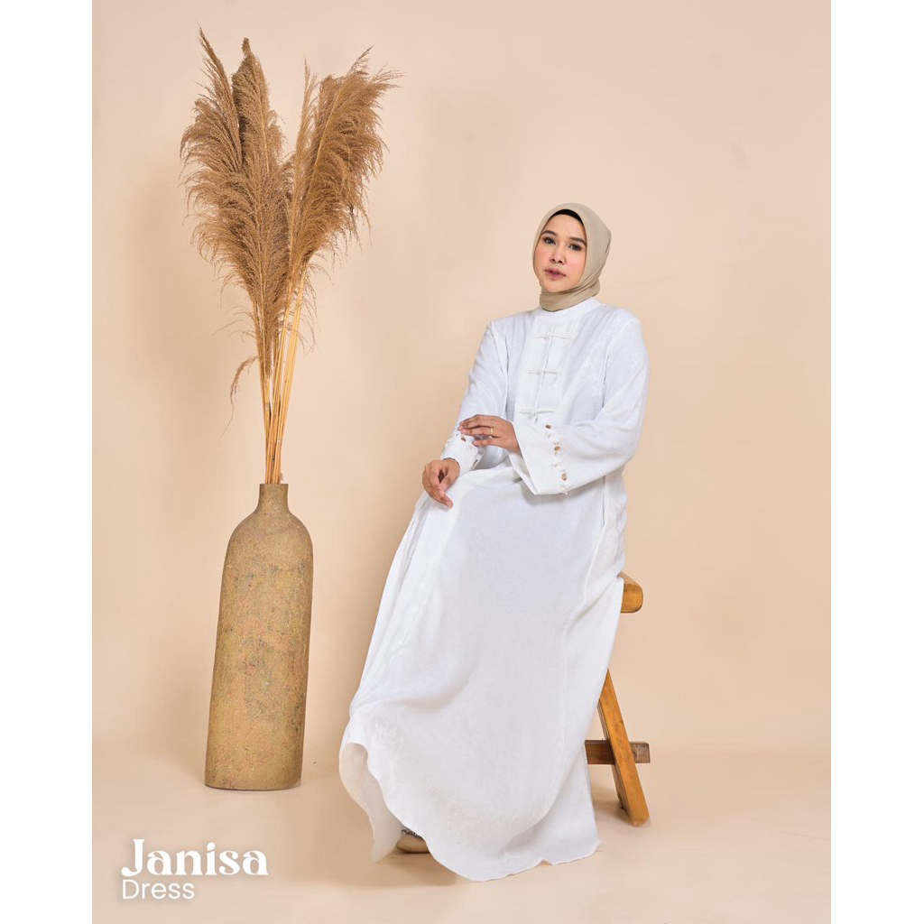 Janisa  Dress/ Gamis  MAREVI   Standar Jumbo warna putih
