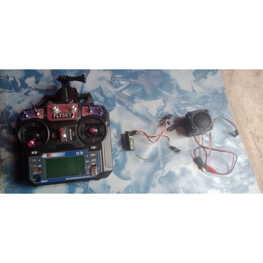 Transmiter flysky i6 dan sound engine kyrc bekas mulus