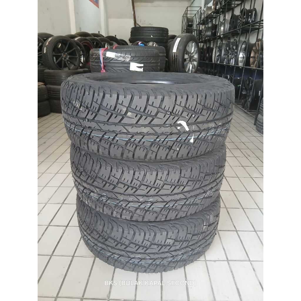 BAN MOBIL BEKAS BERKUALITAS RING 17 FORCEUM ATZ-R 265 65 R17