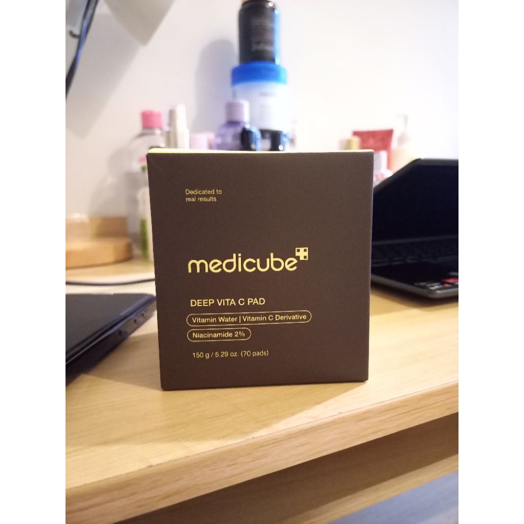 NEW MEDICUBE DEEP VITA C PAD