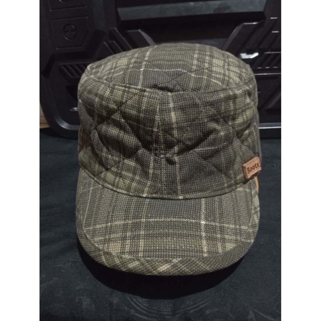 Topi Komando Roots