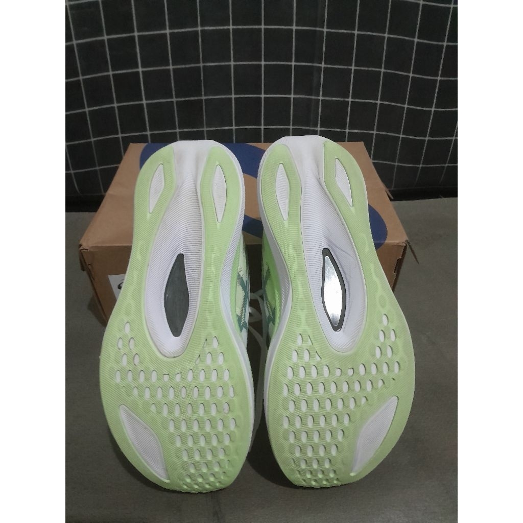 asics Magic Speed  4