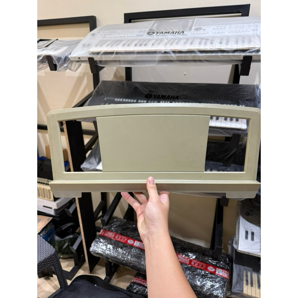 Standbook Yamaha Keyboard PSR seri S, Second