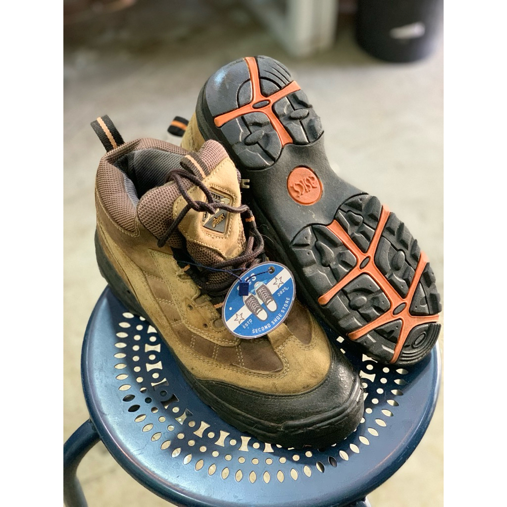 Sepatu Second size 40[Sepatu Gunung]