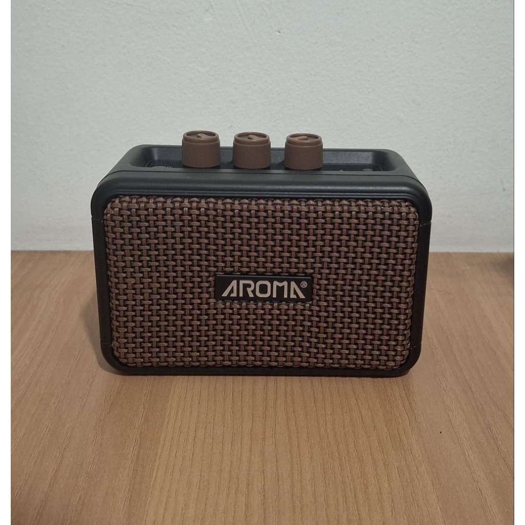 Amplifier gitar listrik aroma AG-04 mini (second)