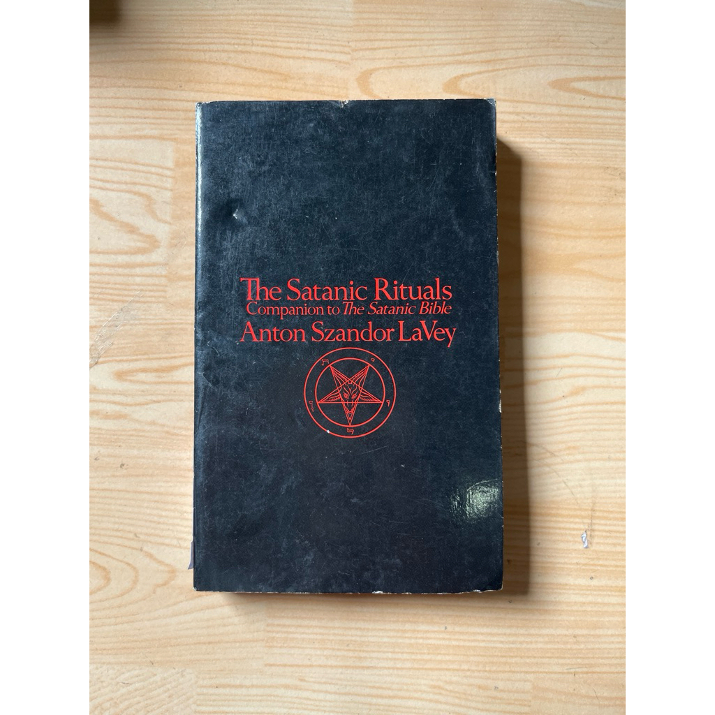Buku Satanic Rituals Companion To The Satanic Bible Anton Szandor Lavey