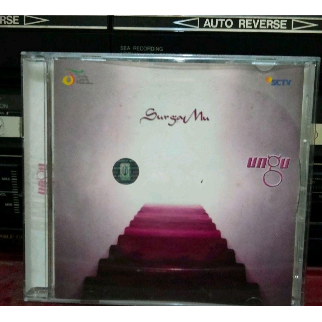 CD 0556 UNGU BAND SURGAMU
