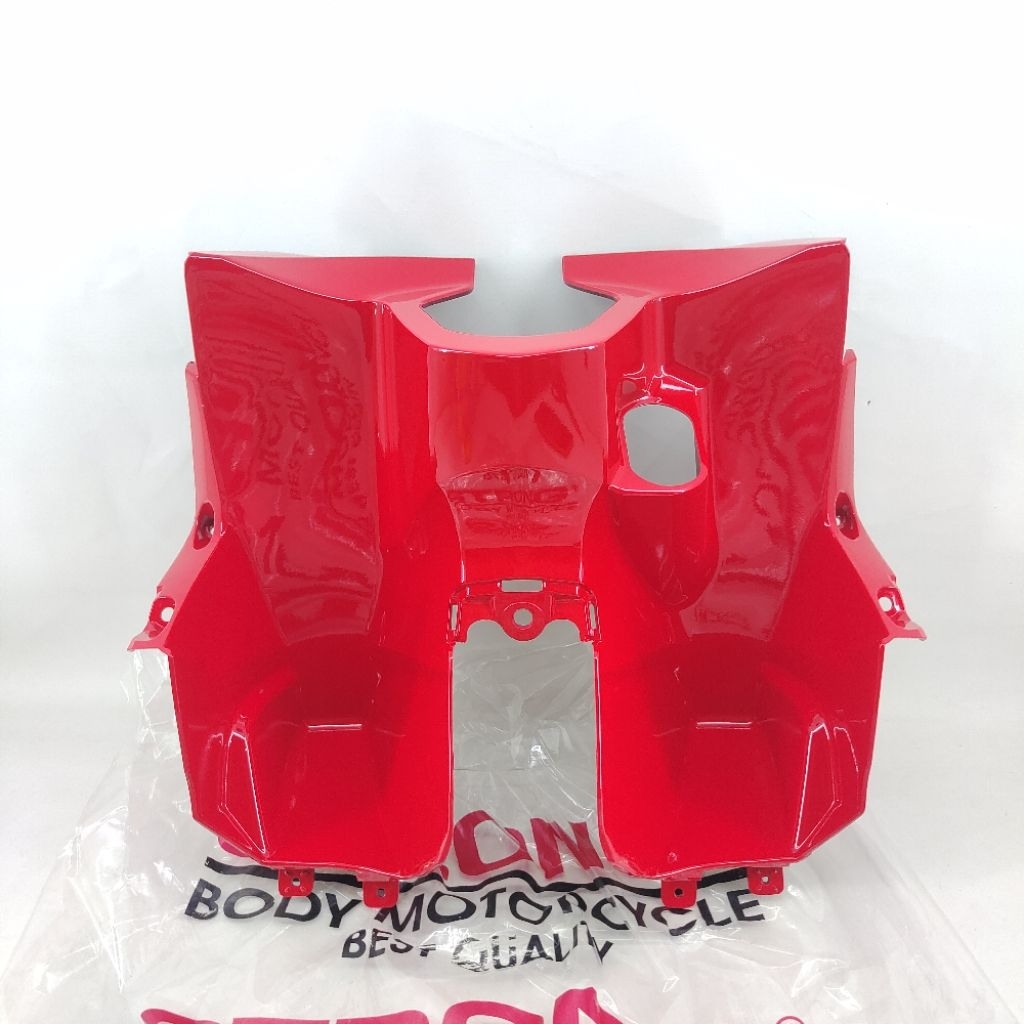 STRONG Cover Legshield Leksil Legsil Tengah Bagian Atas Kunci Dashboard Dasbor Merah Honda Vario Tec