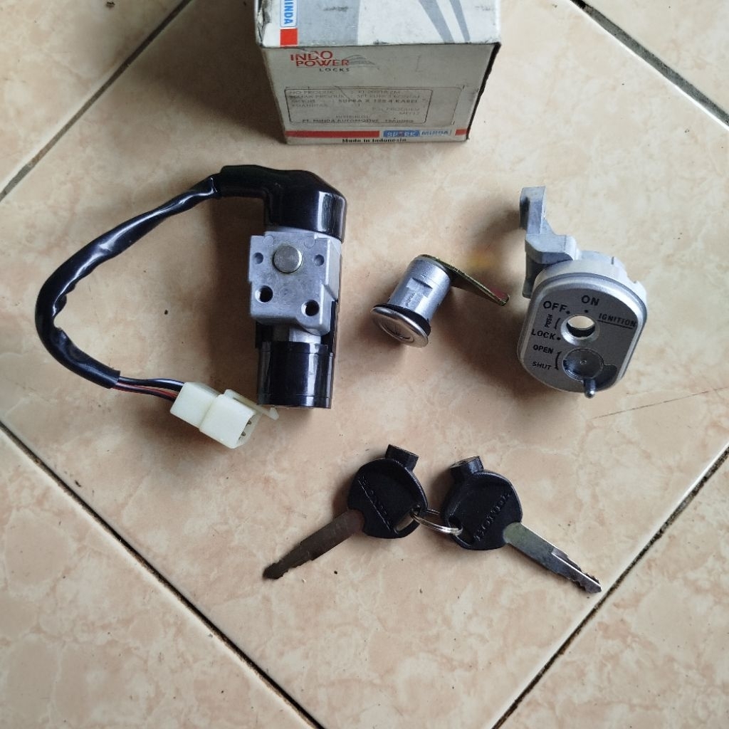 Kunci Kontak Set Supra X 125 FI Kabel 4 Minda
