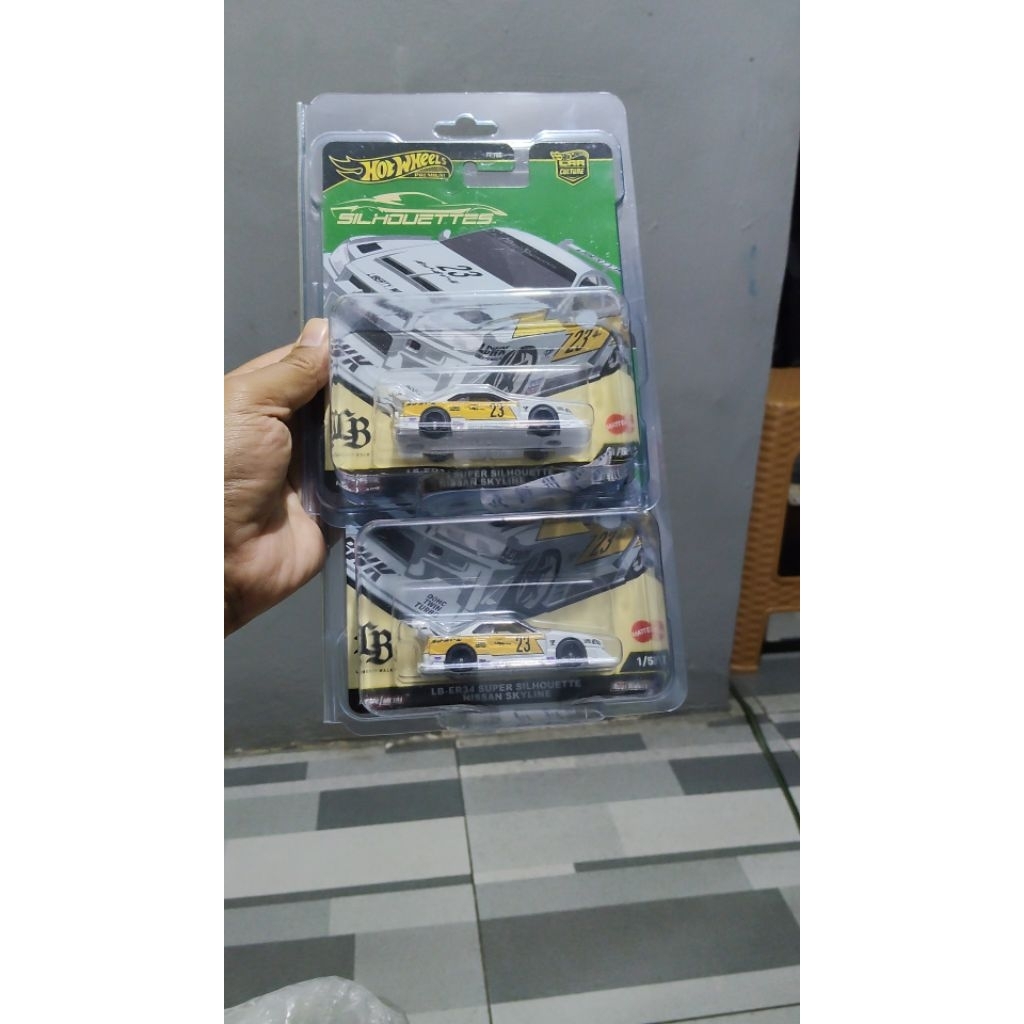 Hotwheels LBWK R34