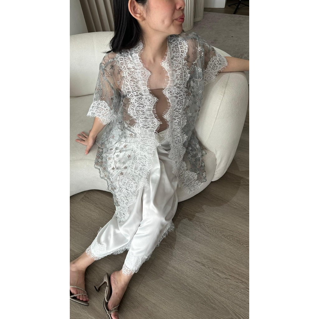 ALTHEA DRESS | kebaya | kebaya wisuda | outer brokat | rok lilit cantily