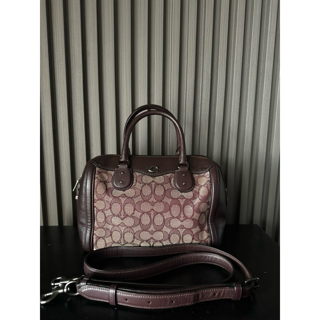 COC Ivie Bennet Signature Raspberry