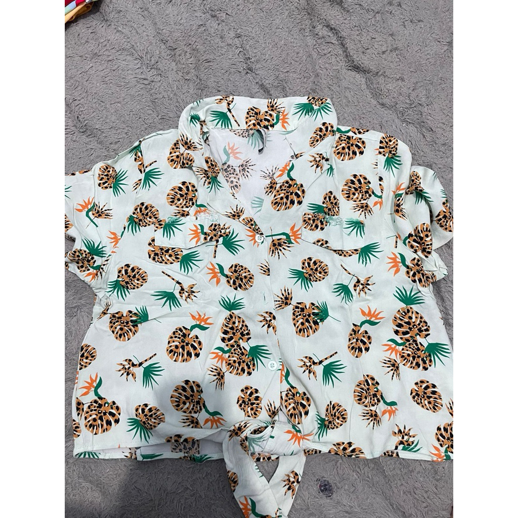 Kemeja Crop Top COLORBOX