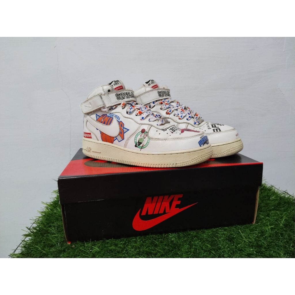 Supreme x NBA x Nike Air Force 1 Mid 07 White Size 40