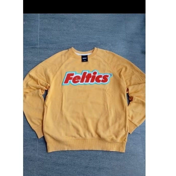 cn feltics yellow