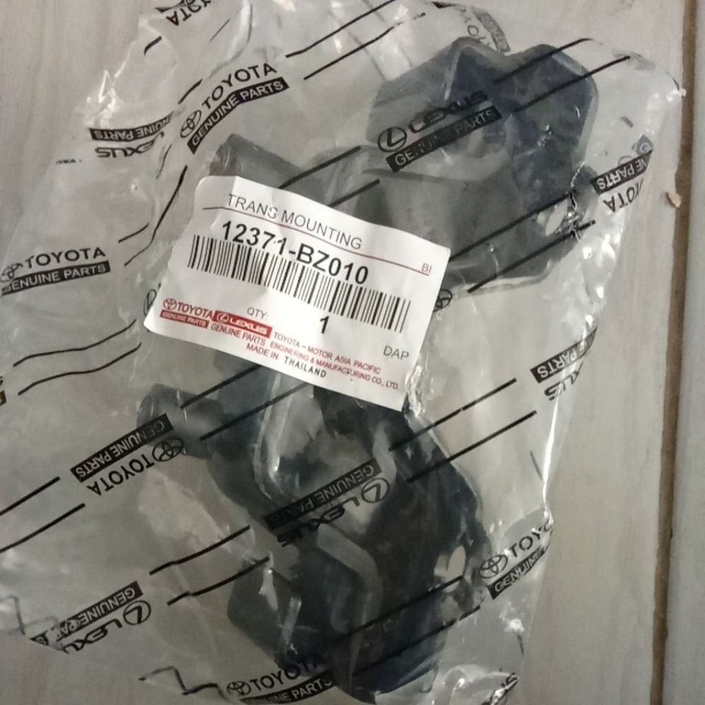 DUDUKAN TRANS MOUNTING AVANZA XENIA 12371-BZ010