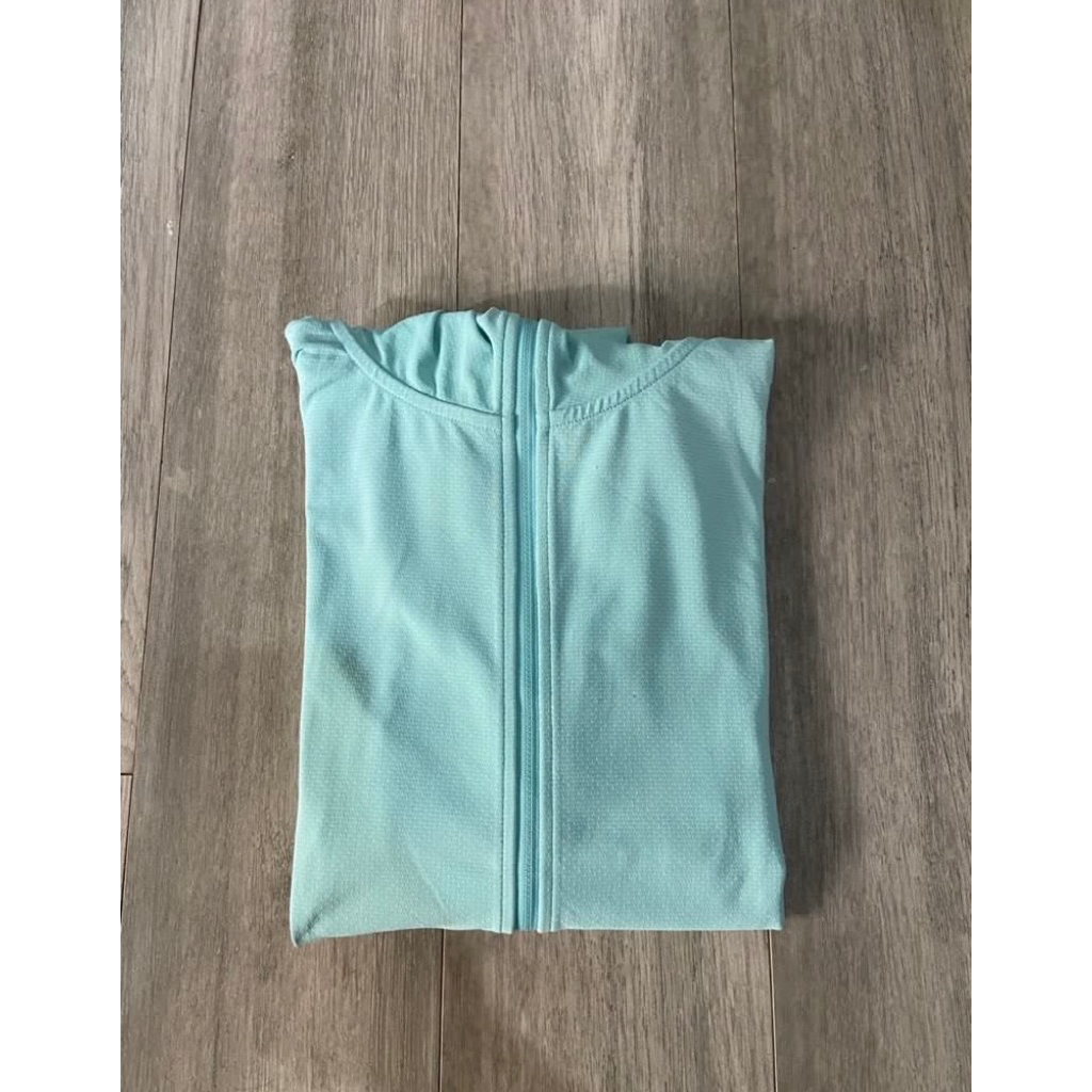 Jacket Uniqlo Anti UV Protection Sage Green