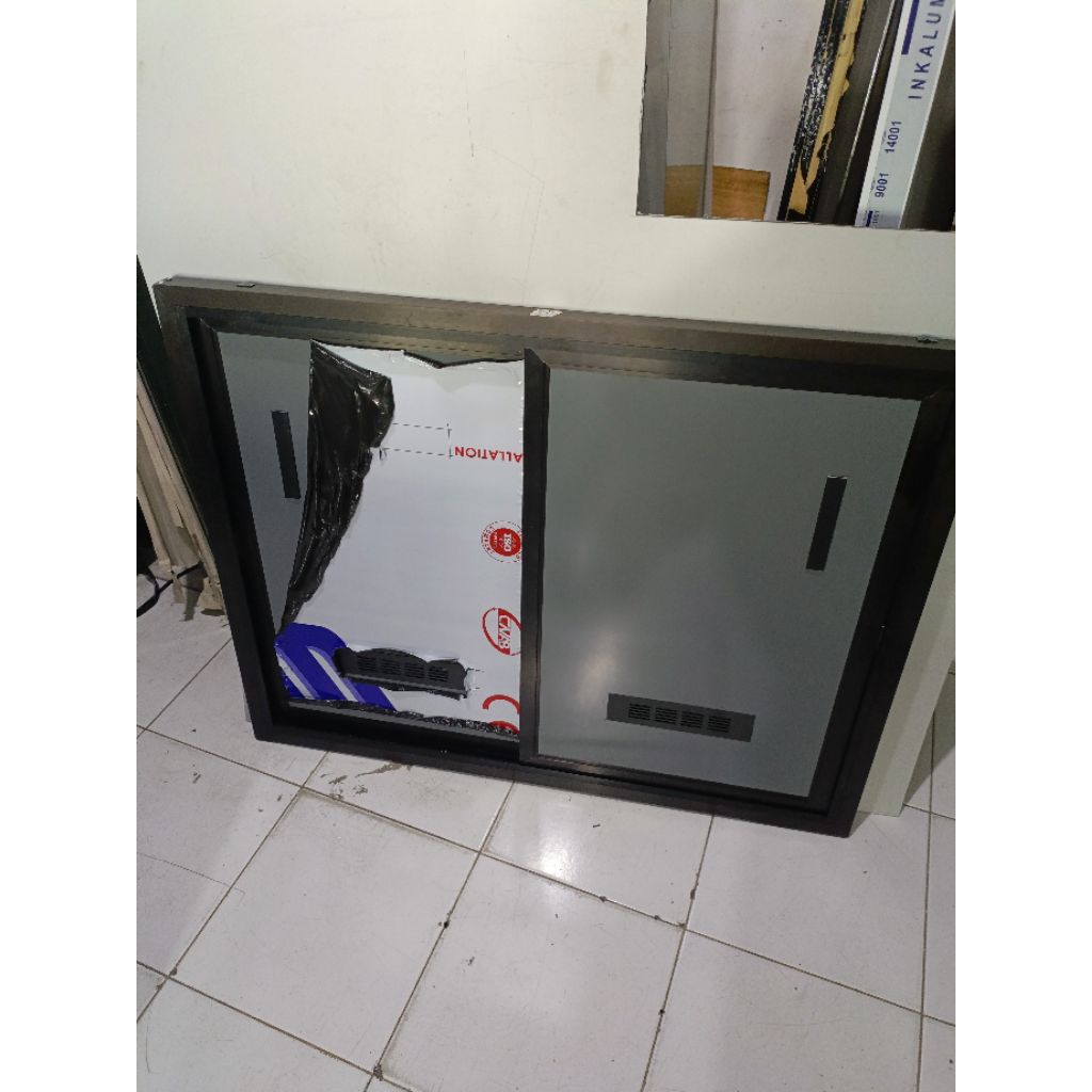 PINTU KITCHEN SET BAWAH KOLONG DAPUR ALUMINIUM MODEL SLIDING / GESER TERMASUK KUSEN DAN RANGKA KOMPL