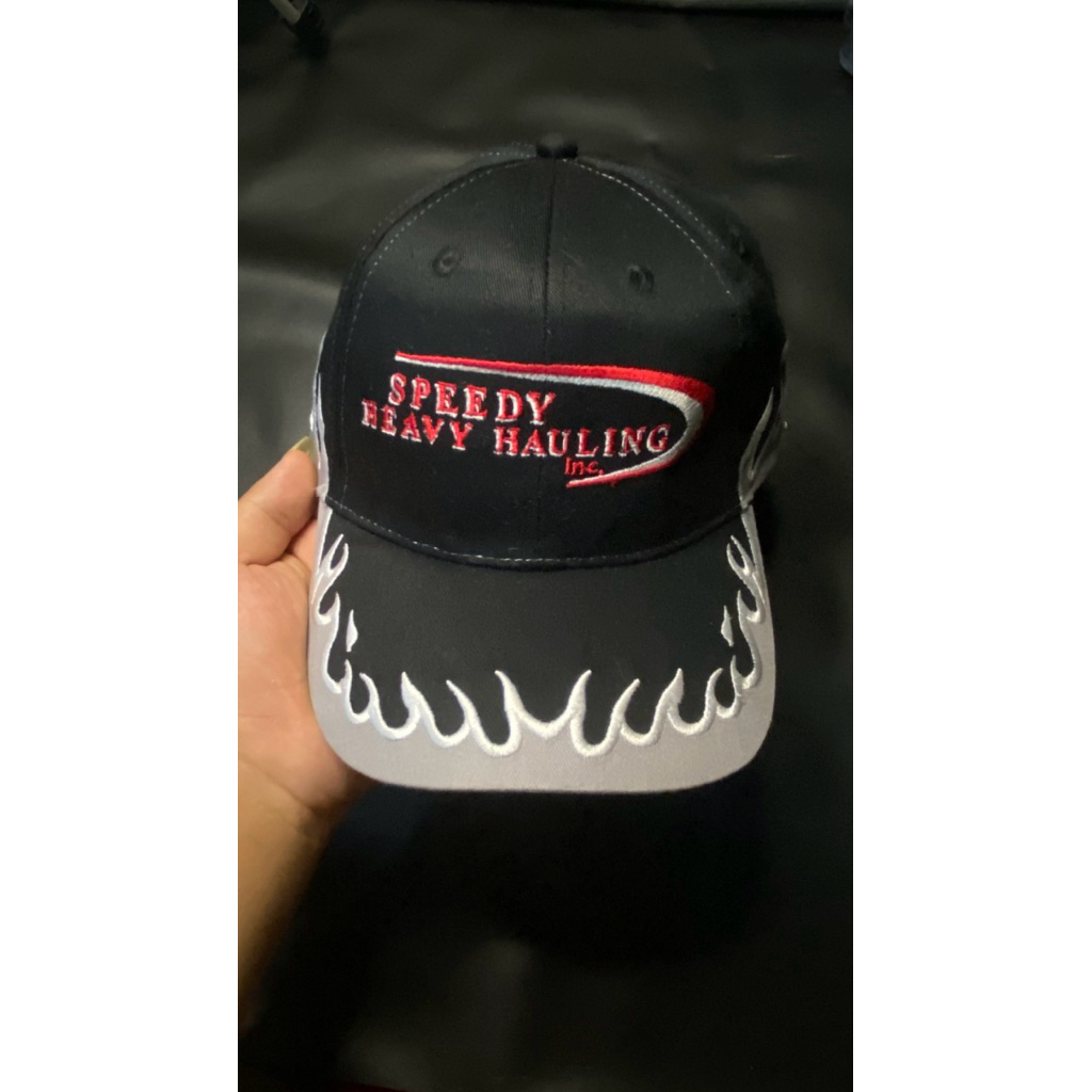 topi api api Y2k