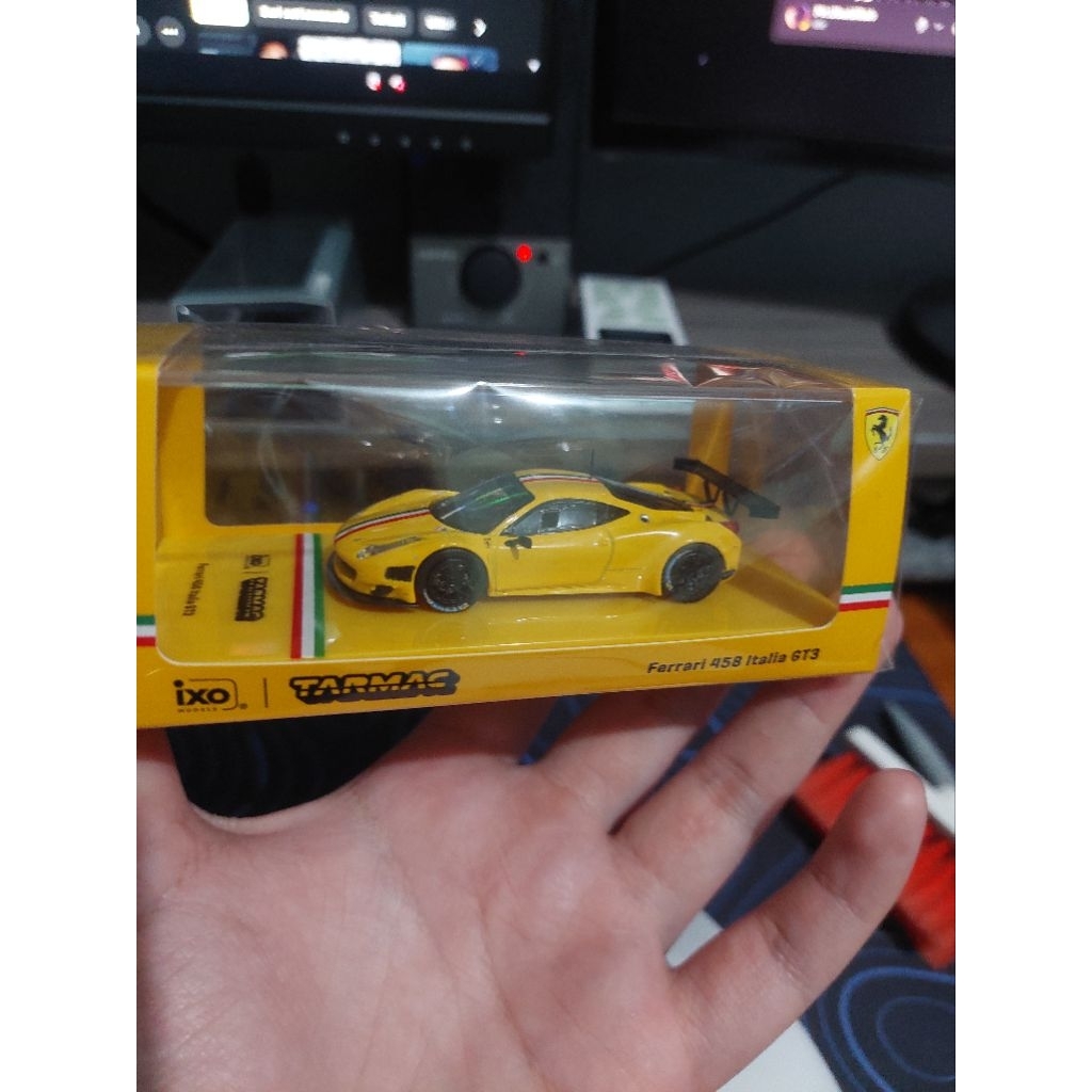 Tarmac Ferarri 458 Gt3 Yellow