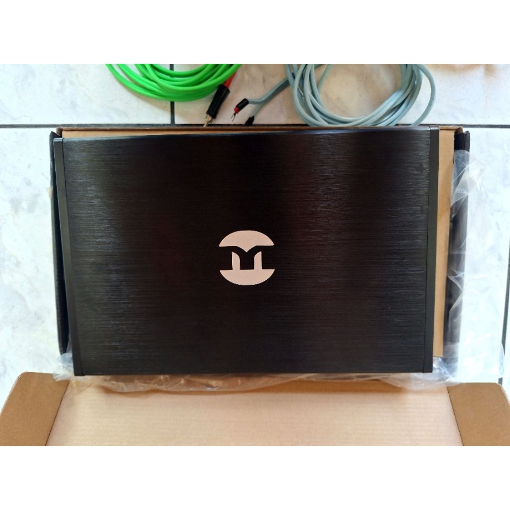 Power Amplifier 4 Channel Momentum GT 4112 Bekas