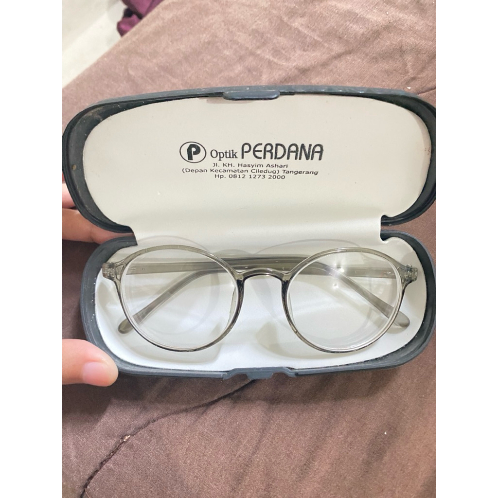 PRELOVED Kacamata Minus -3.50