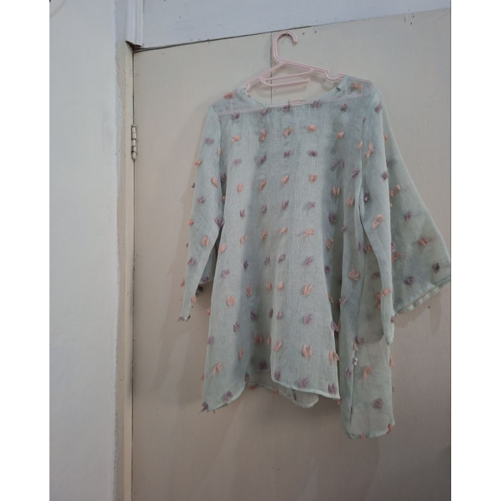 blouse top tile kondangan
